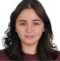 Emine  Albaş
